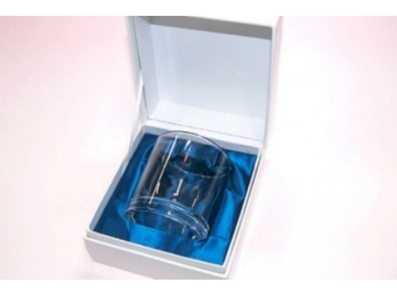 【千葉・若葉区】贈り物に最適！高級感ただよう箱付きのグラスを作ろう！