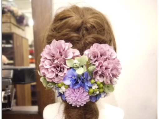 【兵庫・三宮】講師が丁寧に指導！この世にたったひとつのお花のブライダルアクセサリーを手作りしよう！の画像
