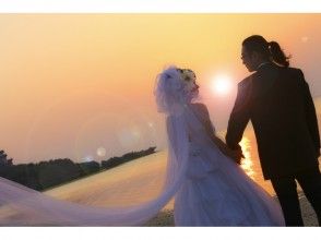 【沖縄・今帰仁村】プロが撮影!沖縄のビーチでウエディングフォト!の画像