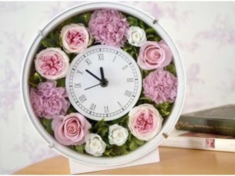 [Tokyo ・ Nihonbashi] Arrange nicely with preserved flowers ＜ Flower clock ＞