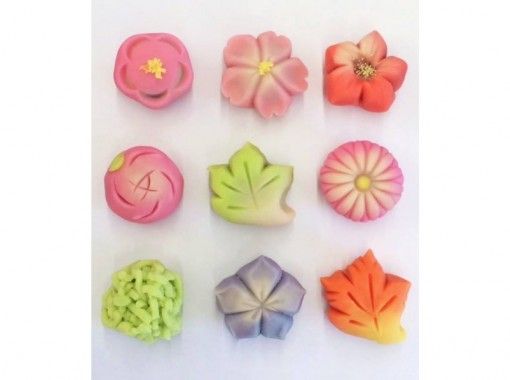 [Kyoto ・ Kameoka] Winning a modern masterpiece! Japanese sweets craftsmen will teach you carefully ~ Seasonal Japanese sweets making experience ~の画像