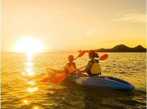 【 Okinawa · Ishigaki Island 】 ♪ while watching sunset ♪ Sunset Kayak tourの画像