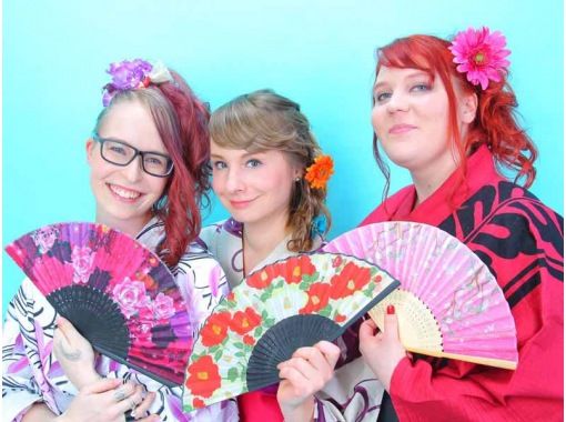 [Tokyo・Shinjuku] Yukata rental "Girls' party plan in yukata" with dressing and hair styling. Applications are accepted for 2 or more people, directly from the station, and you can come empty-handed!の画像