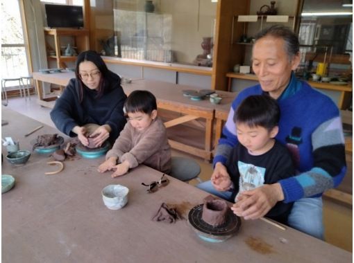 【群馬・みなかみ町】月夜野焼発祥の地で器をつくろう！「陶芸手びねりコース」手ぶらで参加OK！の画像