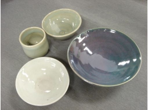 【群馬・みなかみ町】月夜野焼発祥の地で器をつくろう！陶芸体験「電動ロクロコース」手ぶらで参加OK！の画像