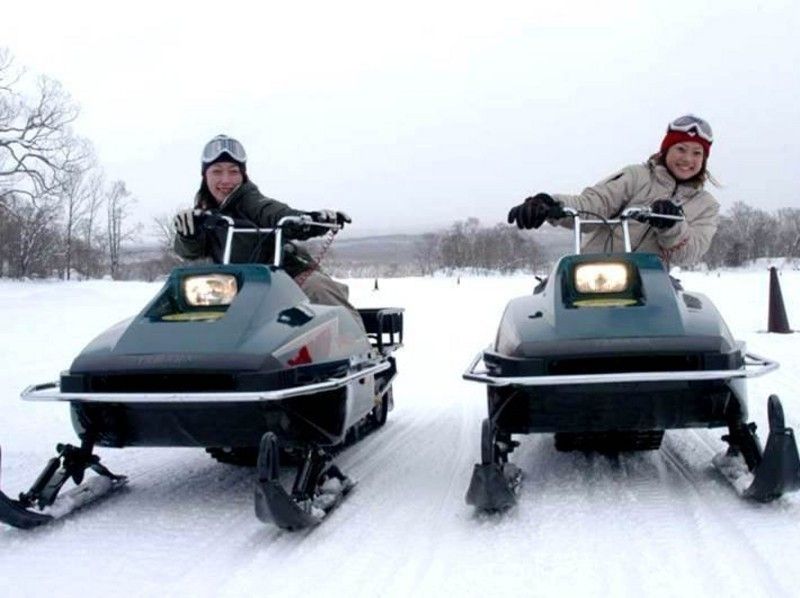 【北海道・函館】湖上を疾走!大沼国定公園で氷上スノーモービル(1人乗り)★団体割引あり★