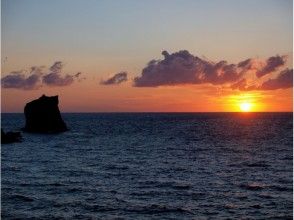 【北海道・礼文島】海岸でメノウ拾いも　夕焼け小焼けコースガイド
