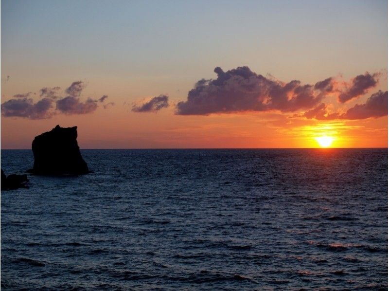 【北海道・礼文島】海岸でメノウ拾いも 夕焼け小焼けコースガイド