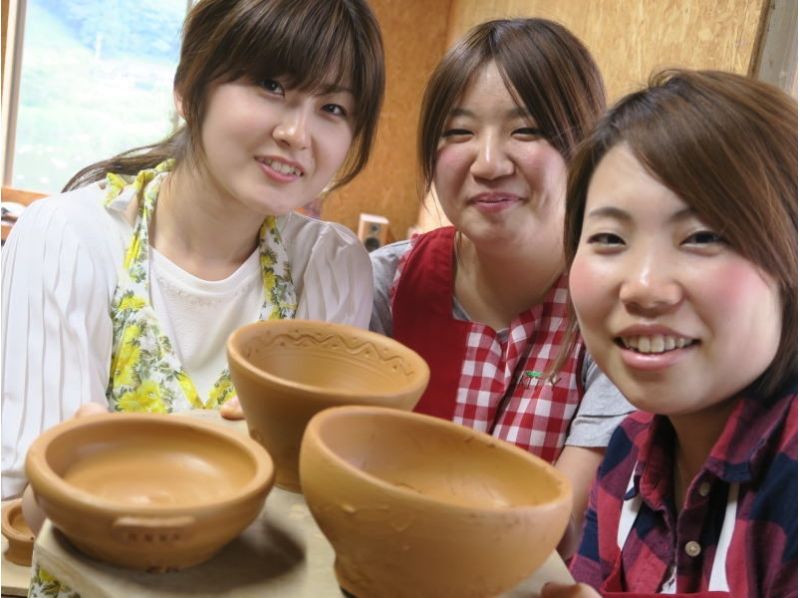 【広島・安芸太田】太田川上流、自然の中でゆったり陶芸体験。〔電動ロクロ回し〕