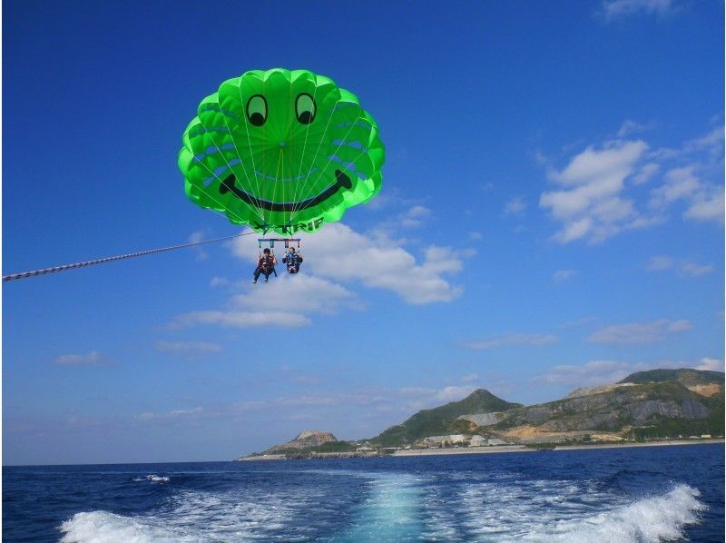 [沖縄·北方區域/ Minnajima] Minnajima拖傘和船深潛登陸日課程の紹介画像