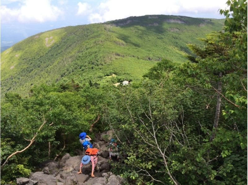 【長野・蓼科】360度のパノラマビューを堪能できる〔蓼科山トレッキング〕