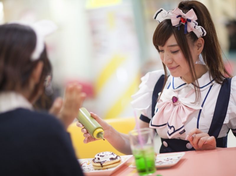 【東京・秋葉原】グループ最大級店舗!気軽なメイドカフェ体験〔カフェプラン〕
