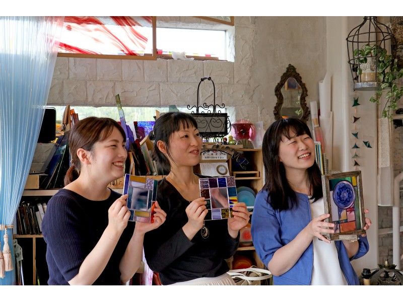 【兵庫・淡路島】プロ用アンティークガラスで作品制作体験！