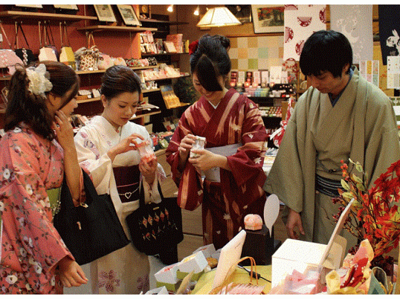 [京都Arashiyama]住宿的穿衣服務“商務穿衣和服租賃計劃”-在住宿變成和服！の紹介画像