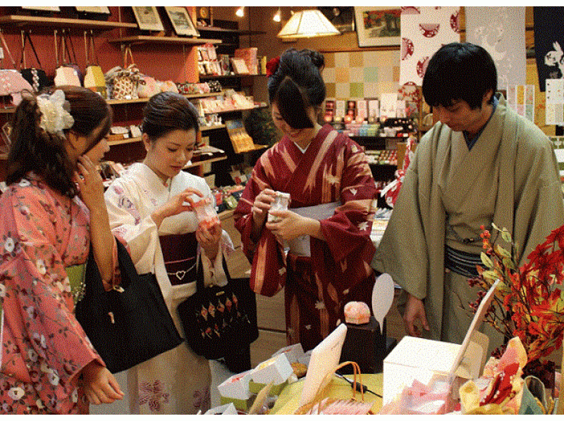 [京都Arashiyama]住宿的穿衣服务“商务穿衣和服租借计划”-在住宿变成和服！の紹介画像