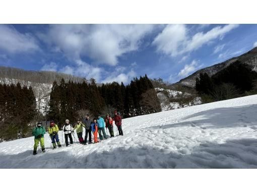 [Kyoto/Shiga border] Children and beginners are welcome! Unexplored region of Kansai! Snow hiking in the Ikusugi forest (warm stew lunch included!)の画像