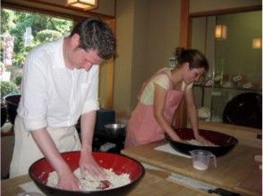 【東京・御茶ノ水】そば粉もつゆも薬味にもこだわり!そば打ち体験!の画像