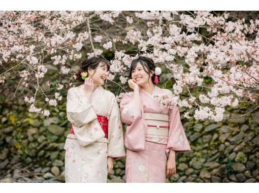 [Kyoto/Gojo] Kyoto one-day sightseeing/winter sightseeing/cherry blossom viewing in kimono/yukata "Kimono/yukata rental for men and women couples" Recommended for couplesの画像