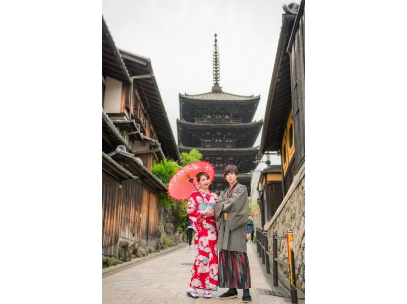【京都・五条】着物で京都一日散策　男女カップル着物レンタル（女性ヘアセットなし）