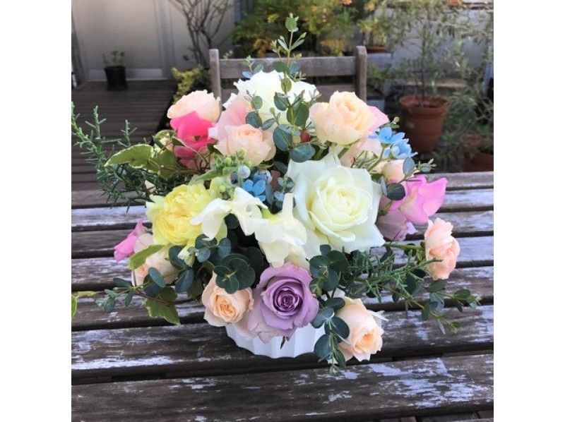 【東京・恵比寿】癒しの「心理フレッシュフラワーアレンジメント」体験レッスン