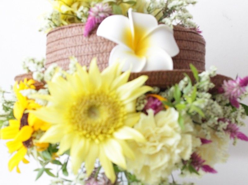 【東京・立川】みずみずしい生花を使った季節のフラワーアレンジメント〔体験レッスン〕