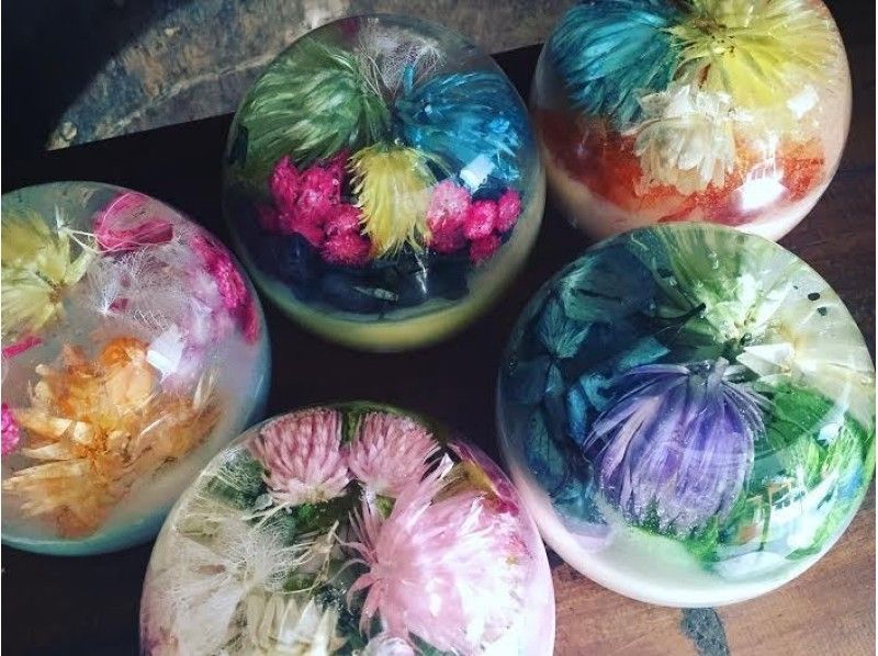 【徳島・住吉】水滴に閉じ込められた色鮮やかな花々☆★アロマジェルキャンドル作り
