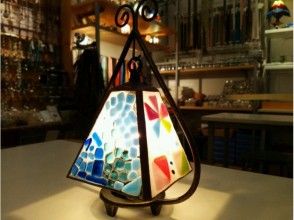 [Shimane/ Matsue] The panel you designed is an authentic lamp! "Making a square iron base lamp of baked glass"