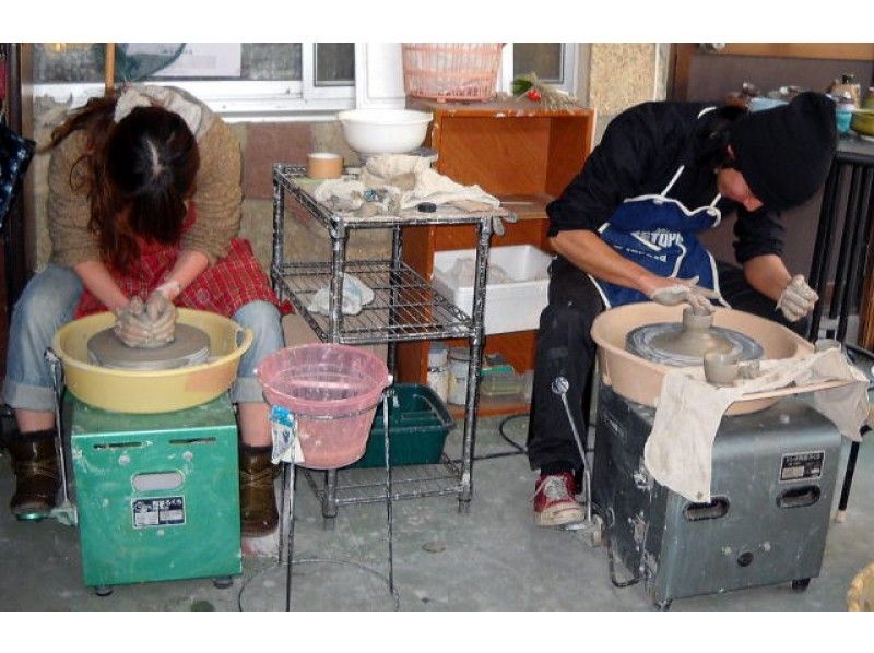 [Shizuoka / Lake Hamana] pottery experience with Arakawa Meiryu Rokuro technique (Electric Rokuro)
