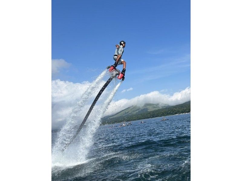 【北海道・SUP体験】透明度の高い支笏湖の湖面をクルージング！SUP体験（半日コース）の画像