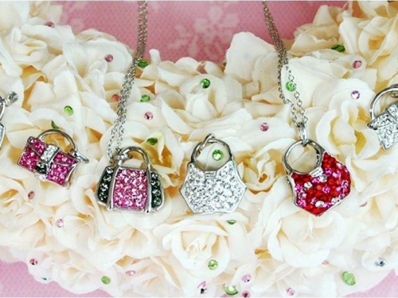 [Osaka/ Abeno] Let's handcraft an original necklace using Swarovski! OK by hand!の紹介画像