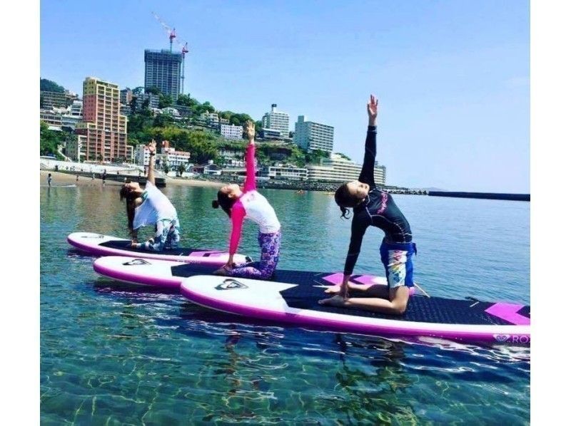 【静岡県・SUP体験】夏プラン♪女性大注目のSUPとヨガのコラボ!90分コースのSUP YOGA体験