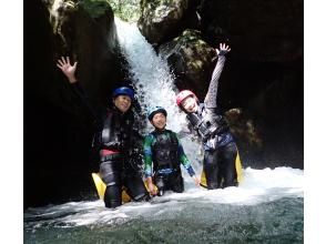 [Tokushima/Mugi] [3rd grade and up] Experience nature with your whole body ★ Shower climbing experience! short course