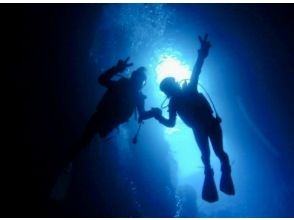 [Okinawa / Blue Cave] 1 set private scuba with towel & highest quality photos movie