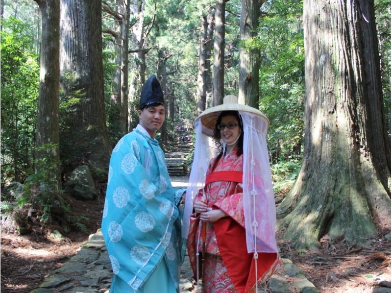 【和歌山・勝浦・着物レンタル】平安衣裳着付け体験のモデルコース