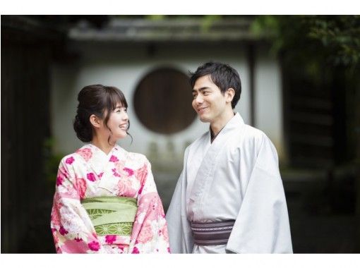 【가나가와 · 가마쿠라] 가마쿠라 · 쇼난 데이트에 인기 플랜! WEB 예약 한정 6160엔! 남녀 커플 기모노 대여の画像