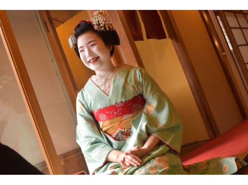 【京都・舞妓体験】Enchanted time with Maiko [Main tour]