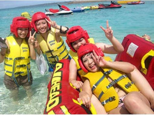 [โอกินาว่า,นาฮา] Minna ฟ้า & ดำน้ำถ้ำ & Marine หนึ่งร่ม SET และพาราเซลลิ่ง(Parasailing)"Plan B" pick-up พร้อมรับประทานอาหารกลางวัน!の画像