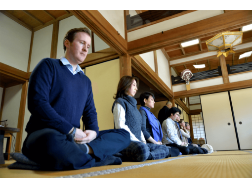 [Kanagawa, Kamakura] Zazen (zazen) experience at a temple that is a 2-minute walk from Kamakura Station! Want to maintain your mind and body?の画像