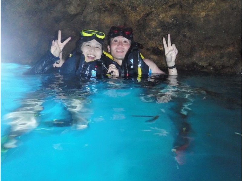 [Okinawa Naha] "Blue cave" photography free service! Snorkel tour "A Plan" with food!の紹介画像