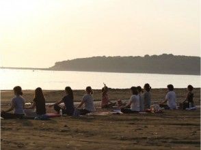 【宮崎・青島海岸】癒しのビーチヨガ体験★大人の女性なあなたに。の画像