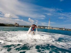 【沖縄・那覇・宜野湾】ジェットパック体験 　背中からジェット噴射で飛び上がる最新アクティビティ