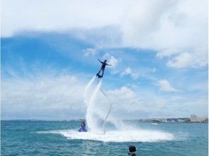 【沖縄・那覇・宜野湾】貸切フライボードスクール 初心者の方大歓迎