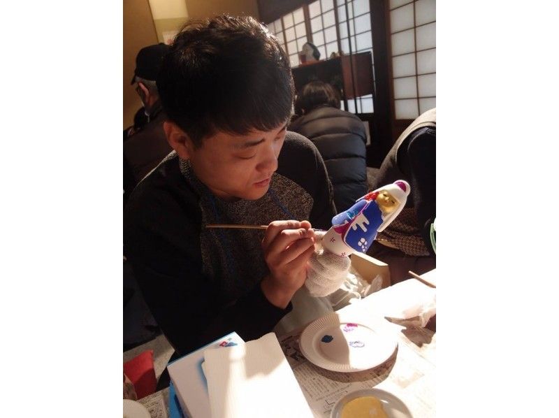 【福岡・博多】博多の伝統工芸に触れる~博多人形絵付け体験~【金、土、日、月 開催】