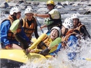 【静岡・御殿場】富士川半日ラフティングツアー（自家菜園の野菜が味わえるラ ンチパック付き！）