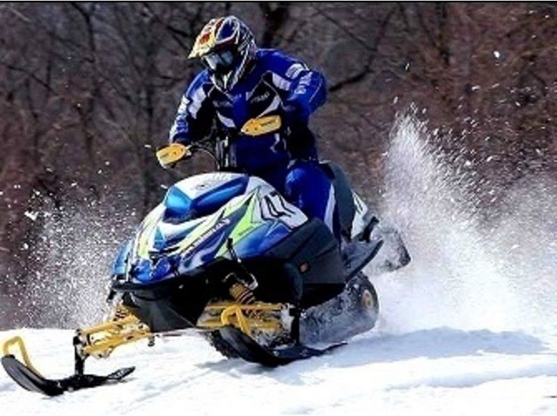 【北海道・登別】1人乗りスノーモービル体験（チャレンジコース）