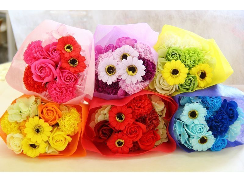 【山梨・甲府】早期予約で割引特典付き！ほのかに香る石けんを使用♪花束のようなプリザーブドフラワー作り