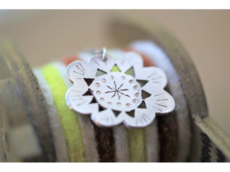 【東京☆新橋駅歩5分】創る+使う=こだわりhappy生活☆彫金で作るアクセサリー