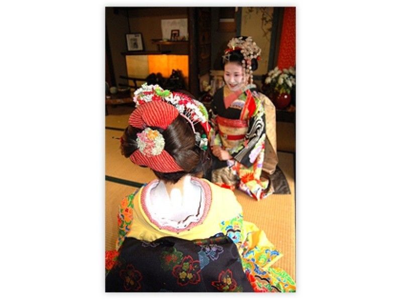 【京都・伏見　着物・衣装レンタル】　自由散策・写真撮影もできる　舞妓変身プラン