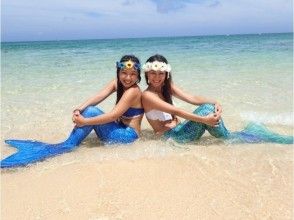 [沖繩恩納]從10歲OK的參與！美人魚游泳的經驗與藍色洞穴潛水經驗の画像