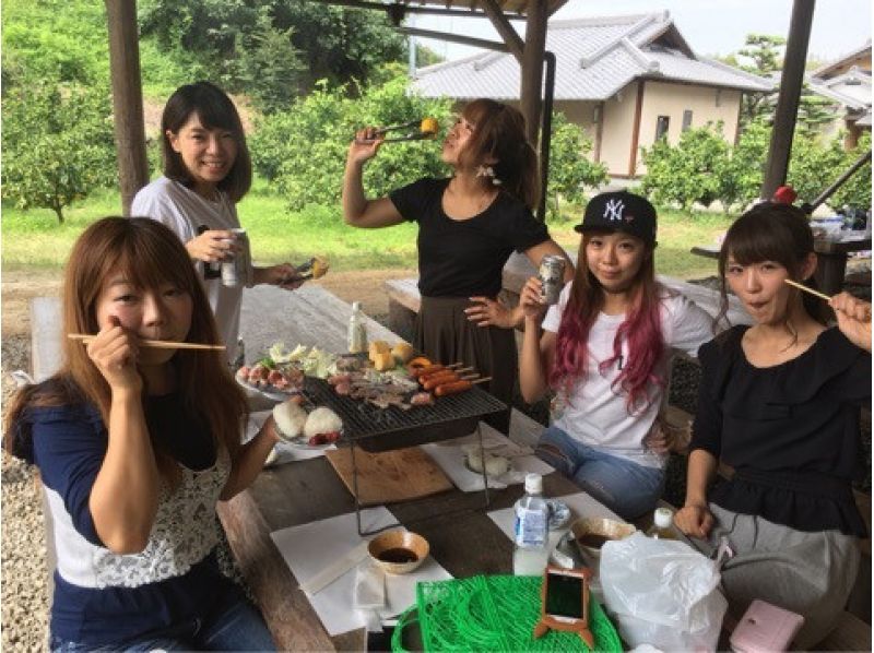 【大阪・貝塚】みかん狩り食べ放題＆お得な炭火焼BBQセットプラン♪